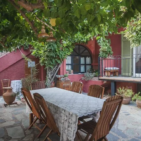 Zacharoulas Katikies