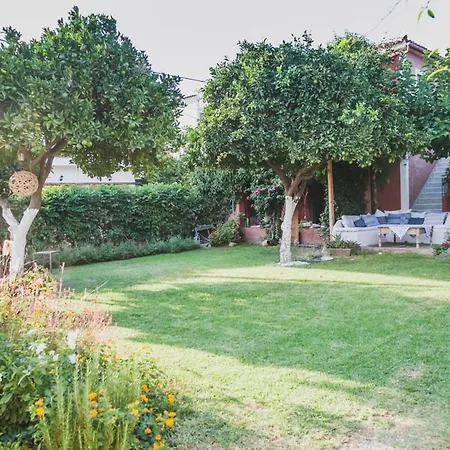 Holiday home Zacharoulas Katikies