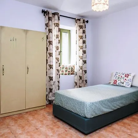 Zacharoulas Katikies בית נופש *