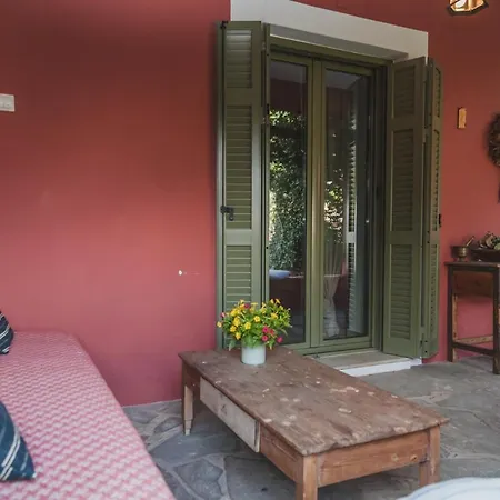 Holiday home Zacharoulas Katikies