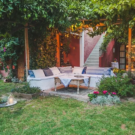 Zacharoulas Katikies