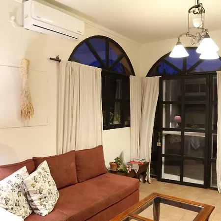 Holiday home Zacharoulas Katikies