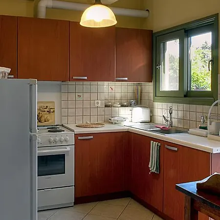 Zacharoulas Katikies Amarynthos