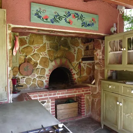 בית נופש Zacharoulas Katikies