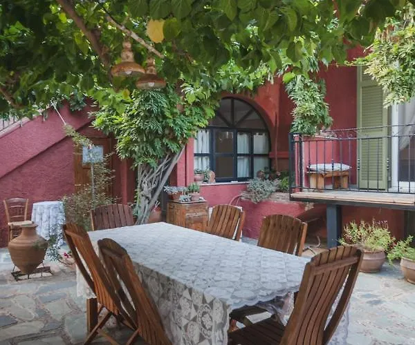 Zacharoulas Katikies