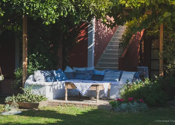 Zacharoulas Katikies *