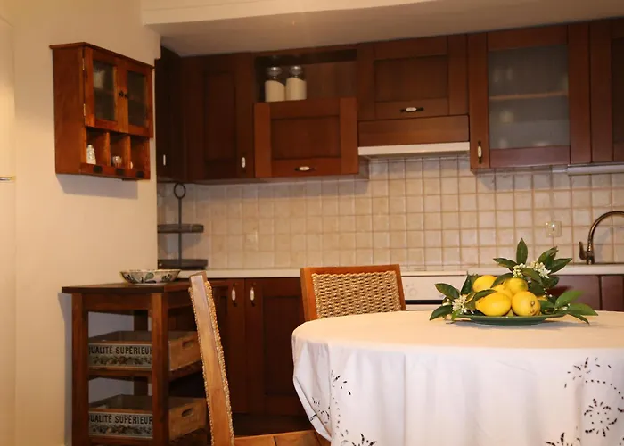 Hébergement de vacances Zacharoulas Katikies Amarynthos